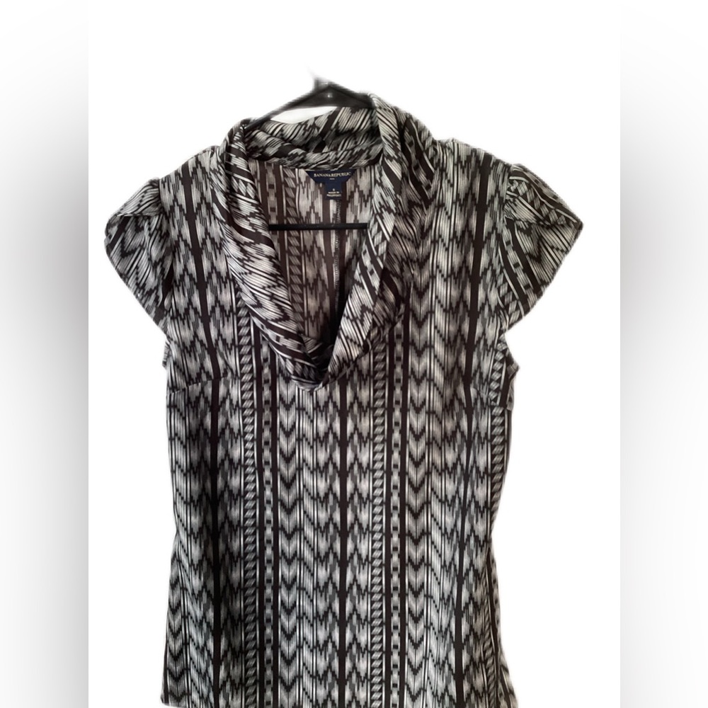 Banana Republic cowl neck black and grey tribal blouse - small